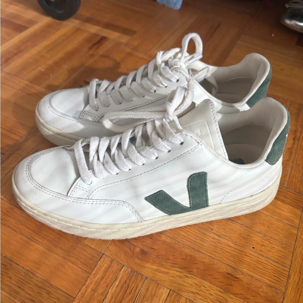Veja White Leather Sneakers with Green Suede V